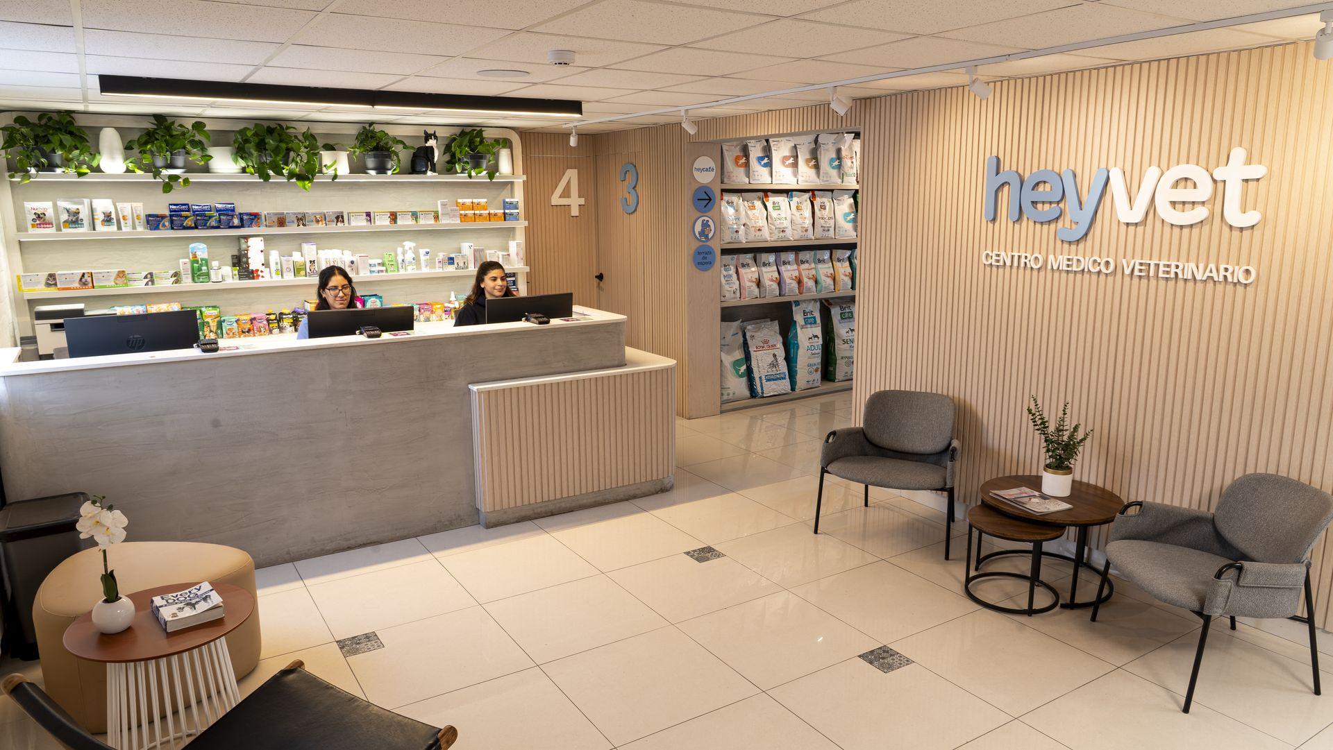 Recepción HeyVet El Polo Recepción HeyVet El Polo
